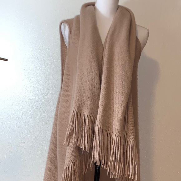 Sweater vest duster - Picture 3 of 3